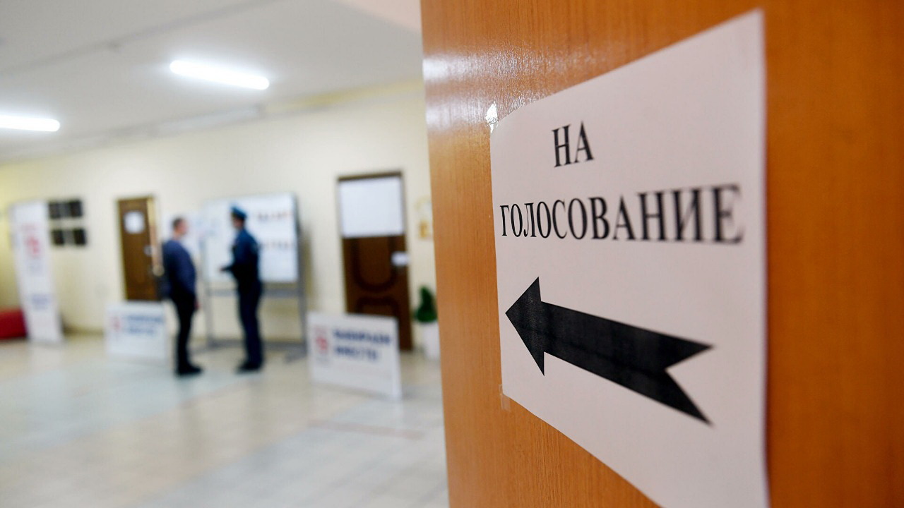 Первый день выборов -голосуют даже казаки
